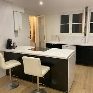 Appartement T2 Proche De La, Toulon