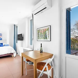 Appartement Agreeable Studio With Ac In Le Mourillon - Dodo Et Tartine, Toulon